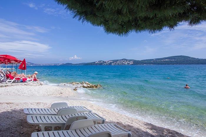 Marino Apartment Seget Vranjica Bagian luar foto